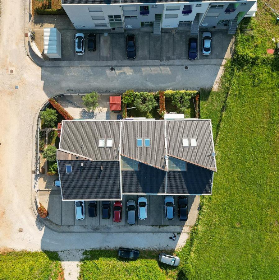 Apartment Hana Zambratija  Exteriör bild